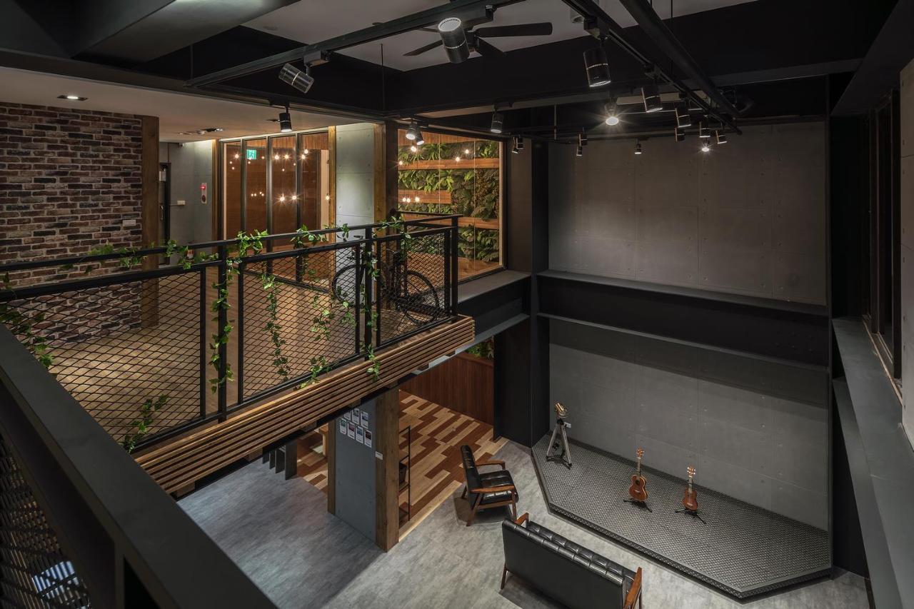 貓頭鷹旅店 Hostel Yuchi Exterior photo