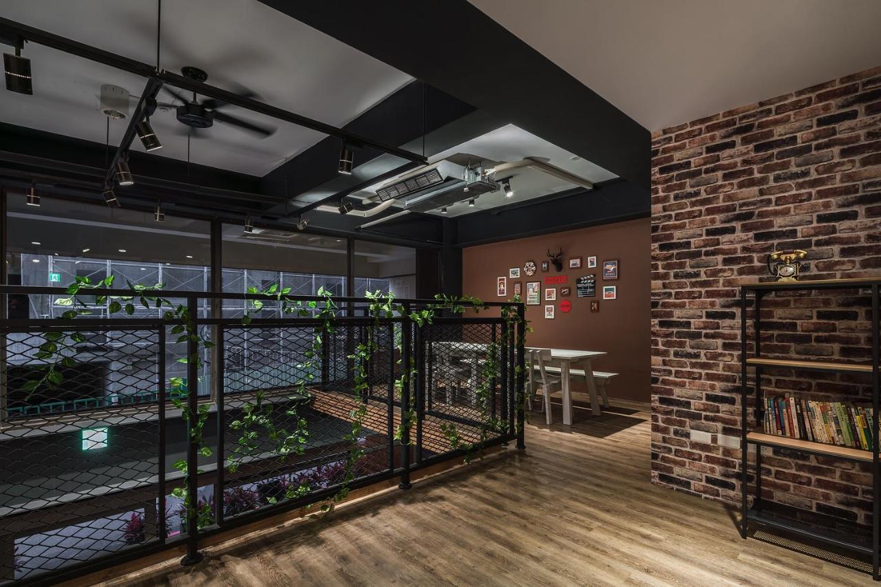 貓頭鷹旅店 Hostel Yuchi Exterior photo